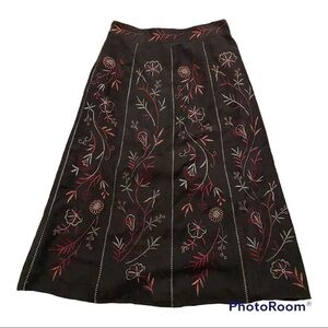 Dressbarn Floral Stitched and Beaded Knee Length Skirt
